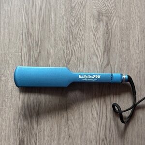 BabylissPro Hair Straightener